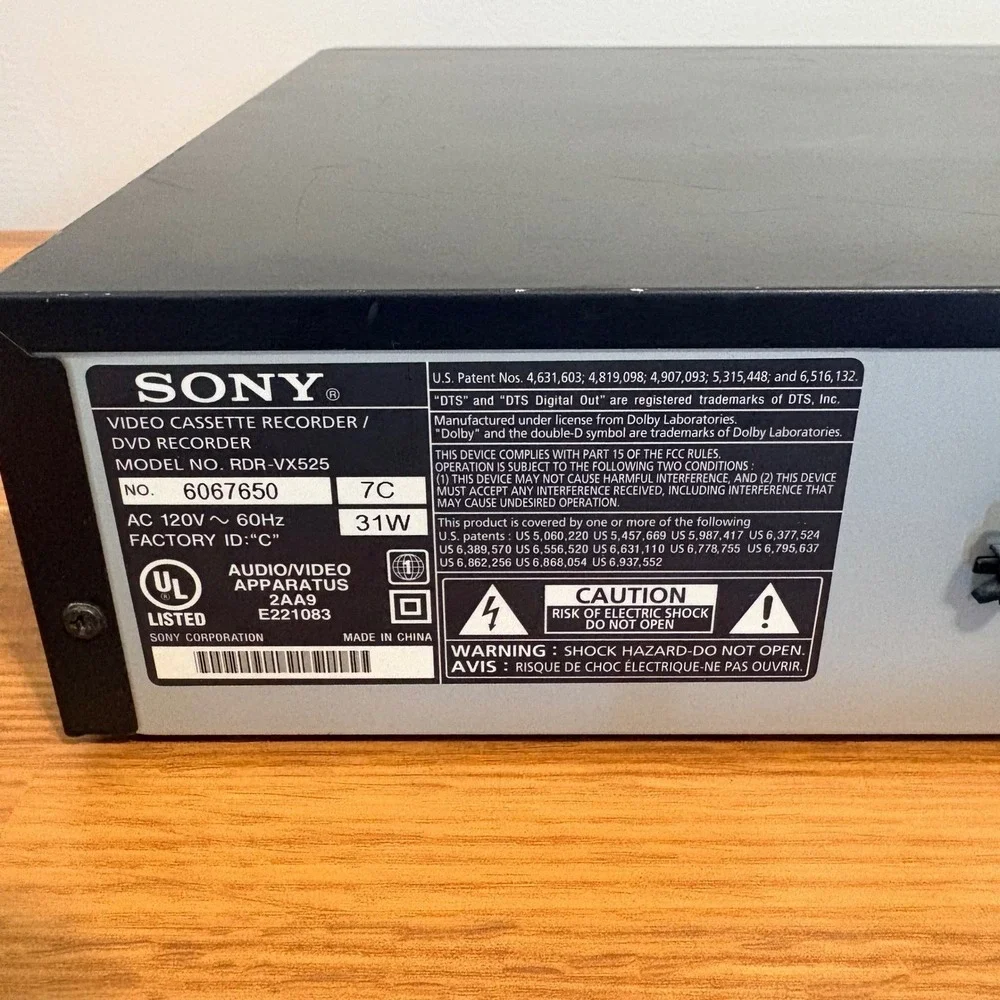 FOR PARTS Sony DVD Recorder VCR Combo RDR-VX525 HDMI 1080i Upscaling NOT WORKING